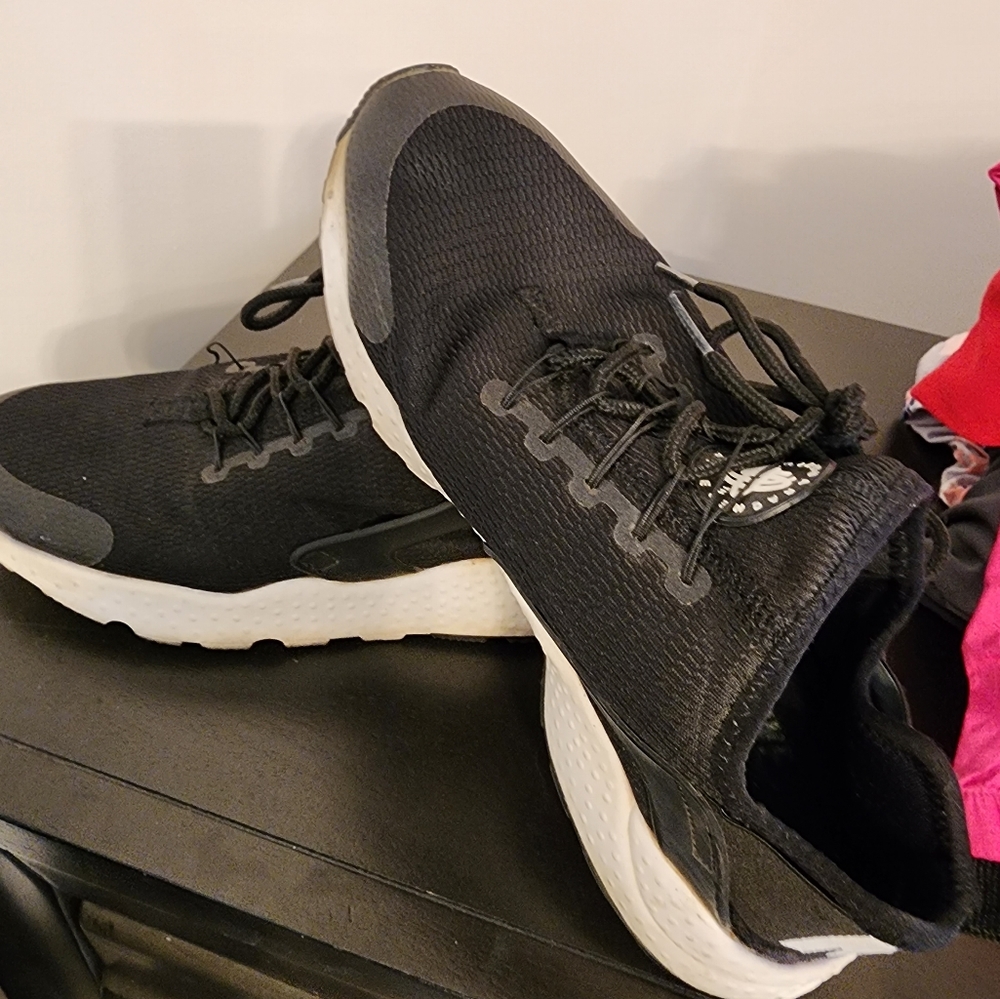 Womens Shoes